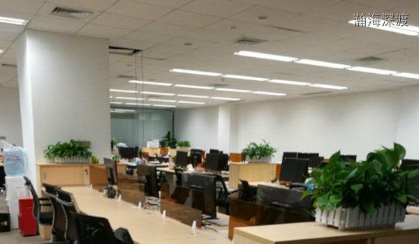 宝安网络布线_宝安网络综合布线，办公室卡位网络、电源综合布线_工艺精湛